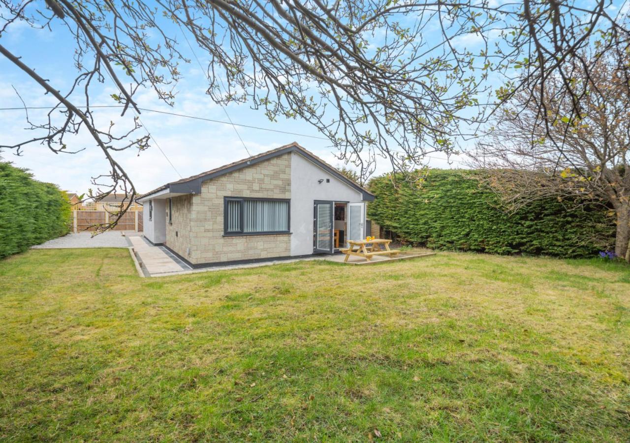 Pendre Seaside Holiday home *